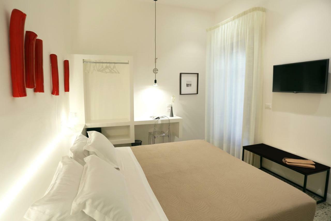 Re Ruggero Rooms レッジョ・ディ・カラブリア エクステリア 写真